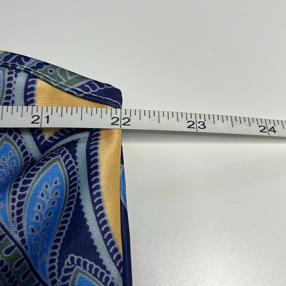 LOVEU.DEAR blue paisley dress deep armholes bare shoulders. Size XL. - Picture 6 of 7